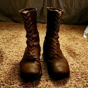Zipper combat boots